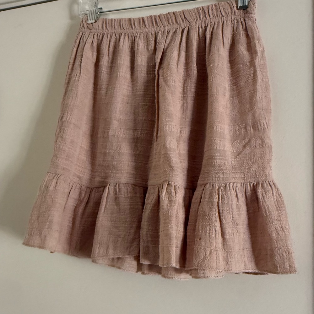 PrettyLittleThing Dusty Pink Ruffle Tiered Mini Skirt